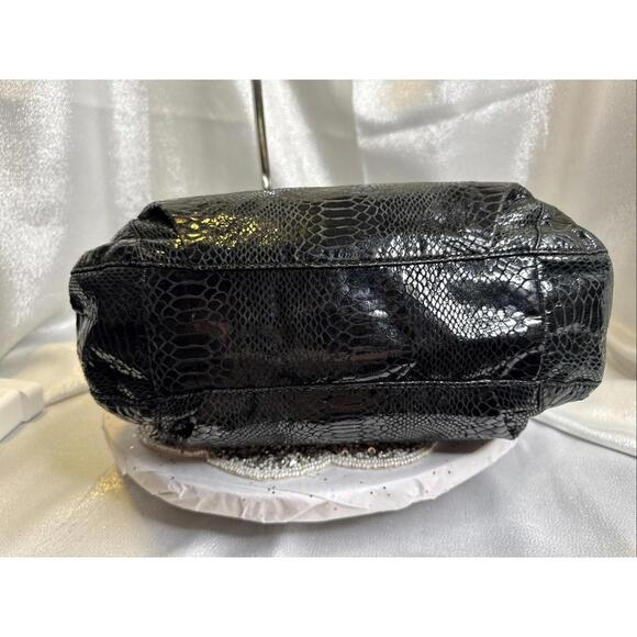 Michael Kors Black Patent Leather Snake - Picture 12 of 15